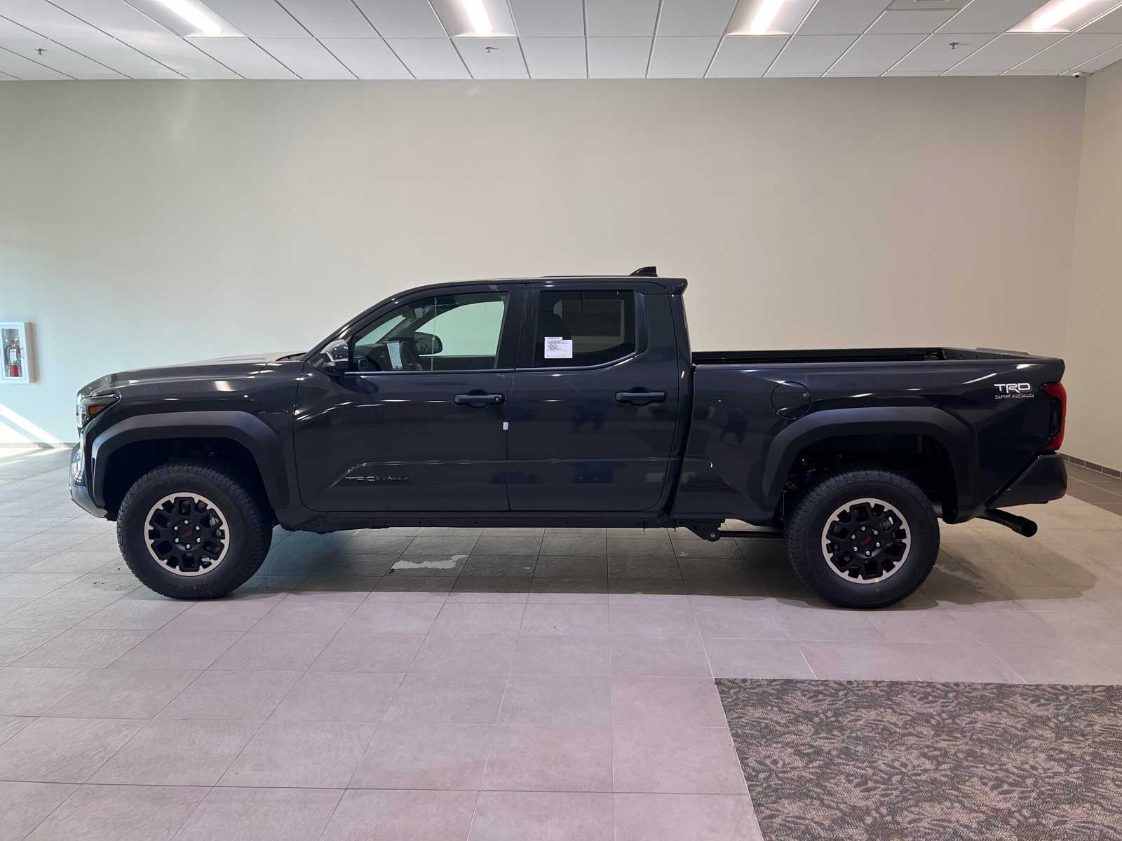 Thumbnail: 2025 Toyota Tacoma - 3