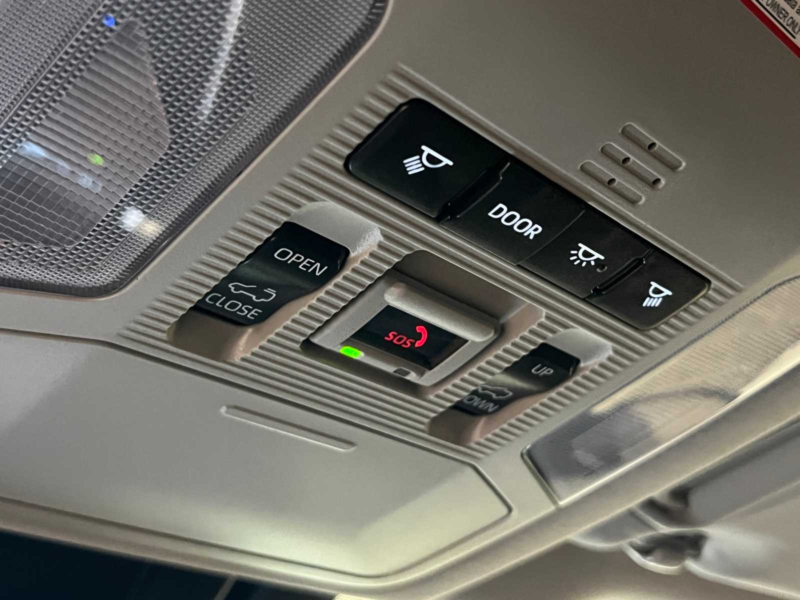 Thumbnail: 2025 Toyota RAV4 - 28