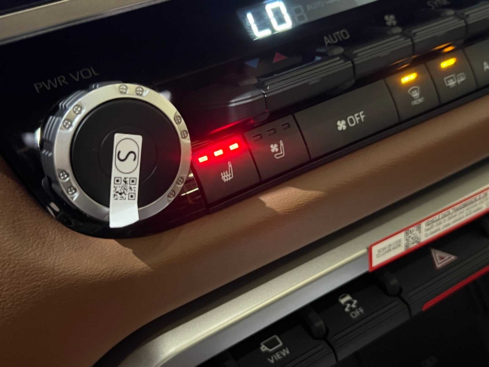 Thumbnail: 2025 Toyota Tundra - 28