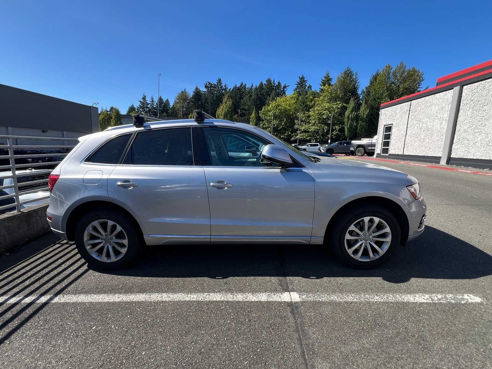 Thumbnail: 2016 Audi Q5 - 5