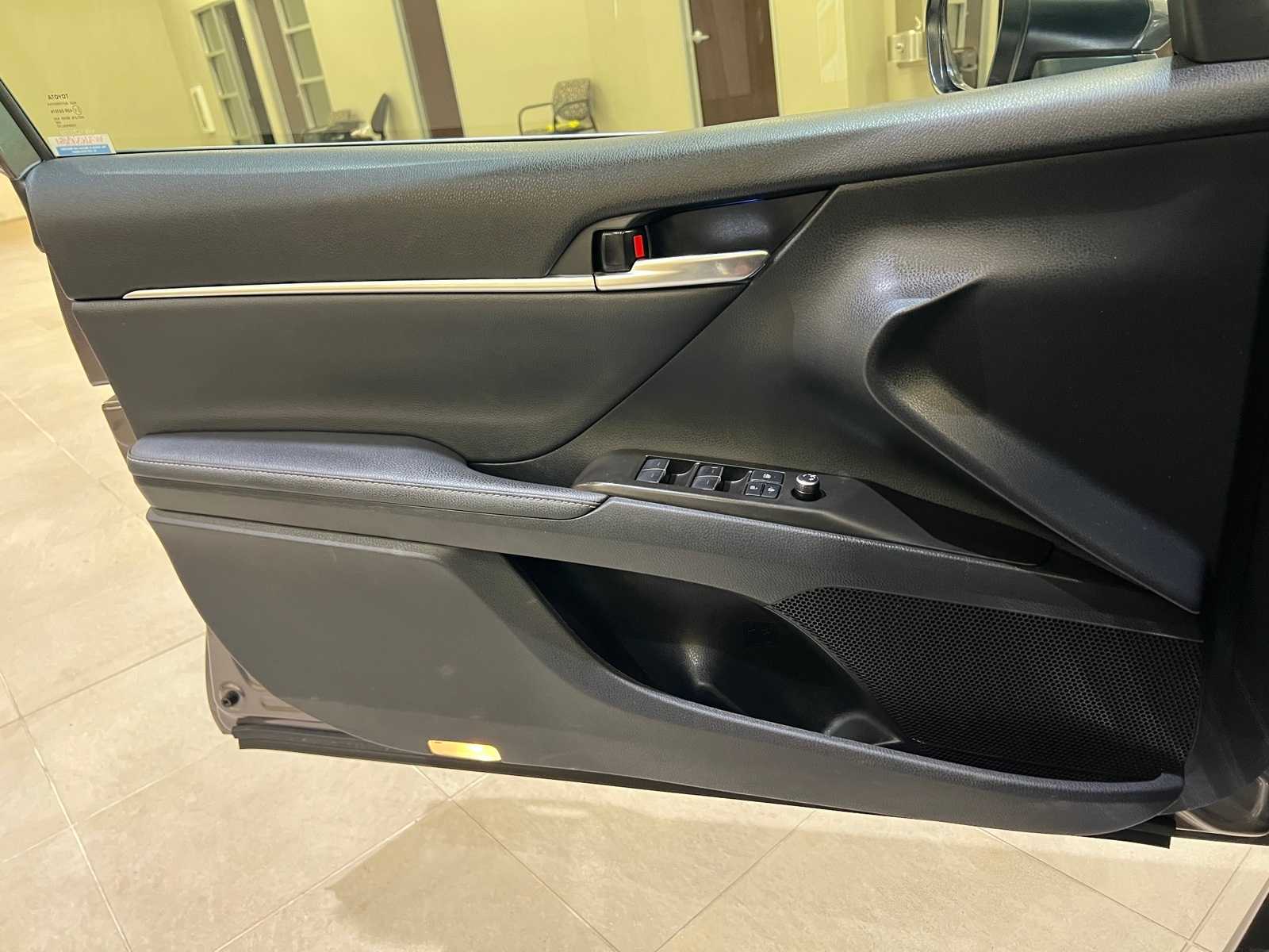 Thumbnail: 2021 Toyota Camry - 17