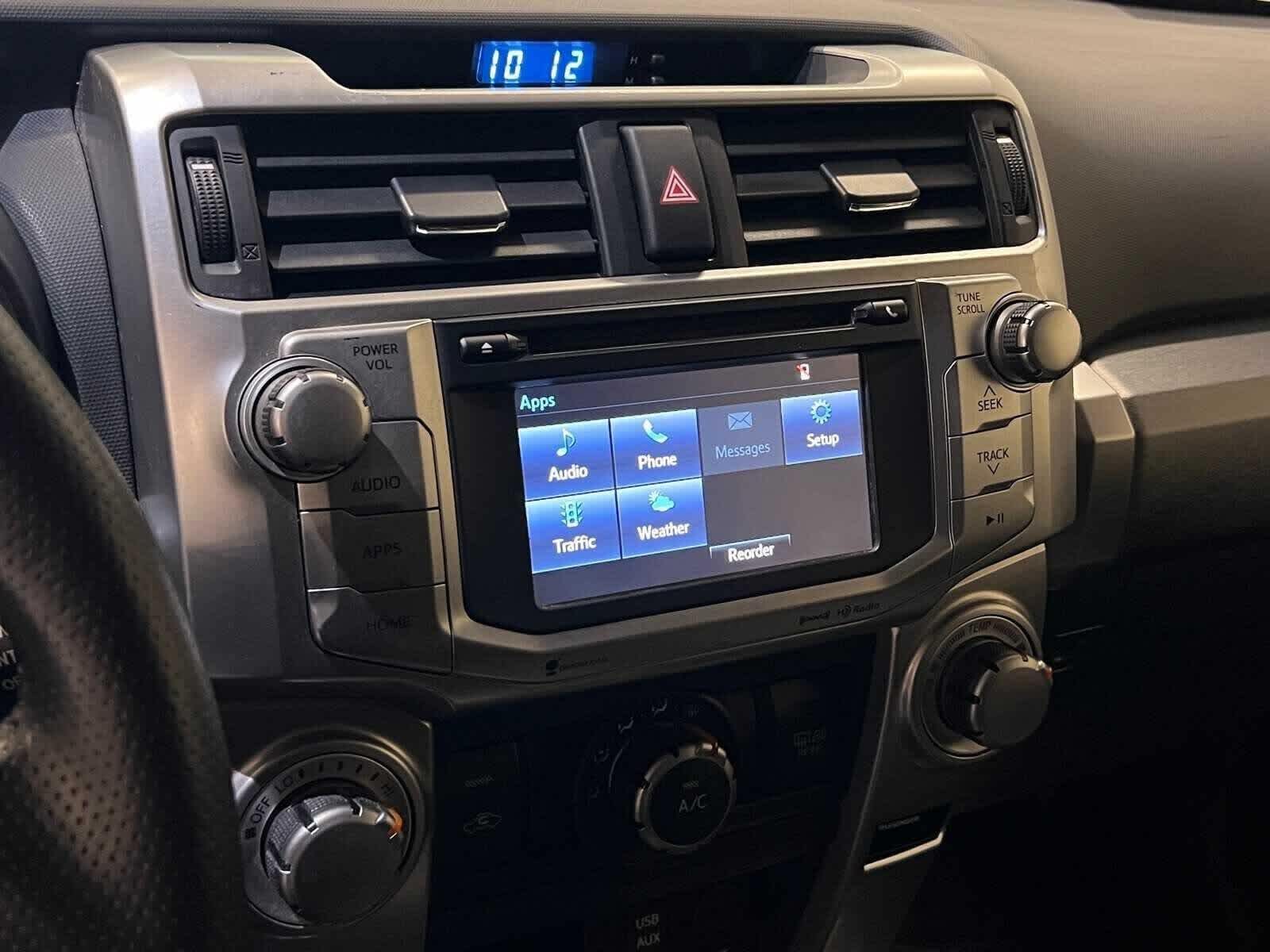 Thumbnail: 2017 Toyota 4Runner - 24