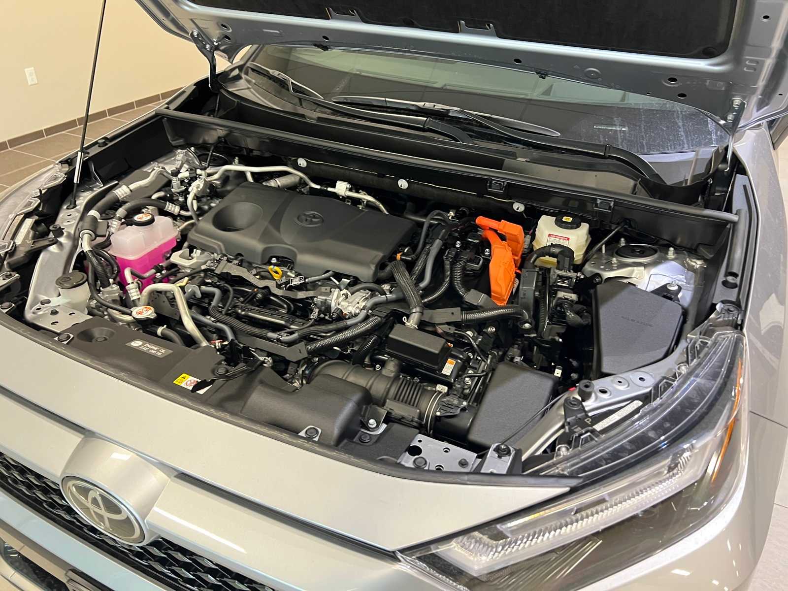 Thumbnail: 2025 Toyota RAV4 - 9