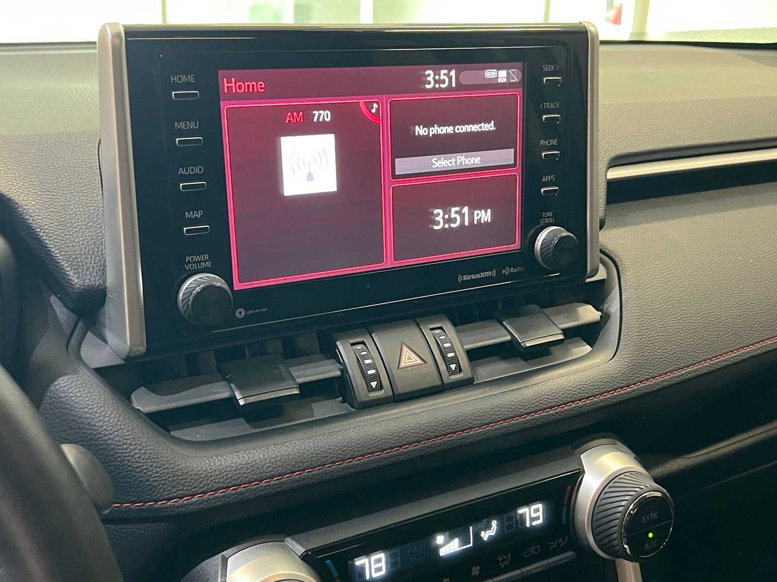 Thumbnail: 2020 Toyota RAV4 - 26