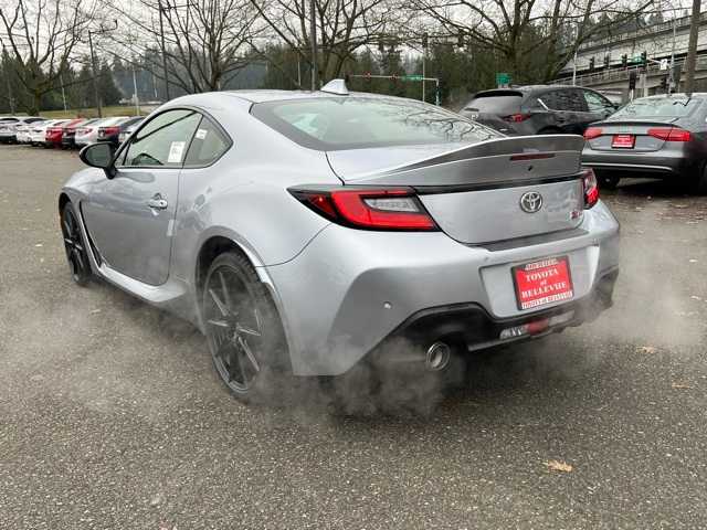Thumbnail: 2025 Toyota GR86 - 4