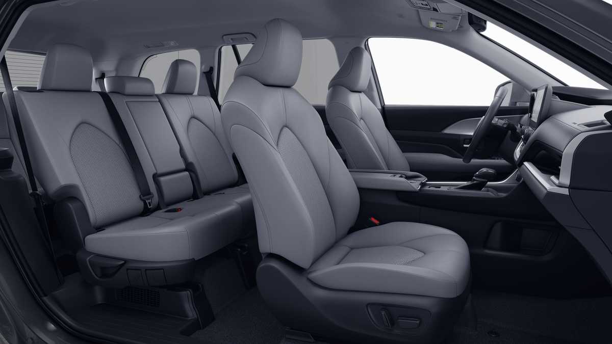 Thumbnail: 2026 Toyota Grand Highlander - 20