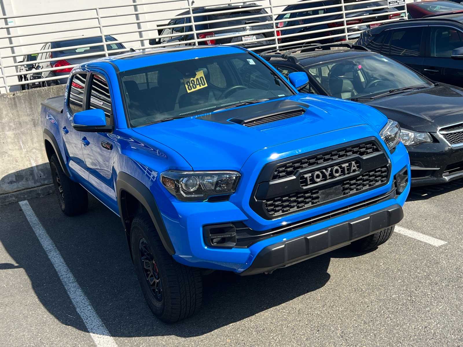 Thumbnail: 2019 Toyota Tacoma - 3