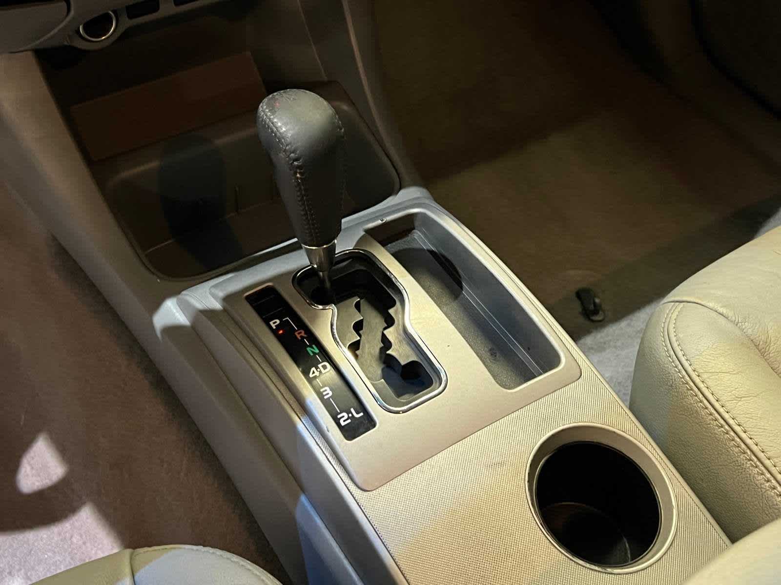 Thumbnail: 2010 Toyota Tacoma - 21