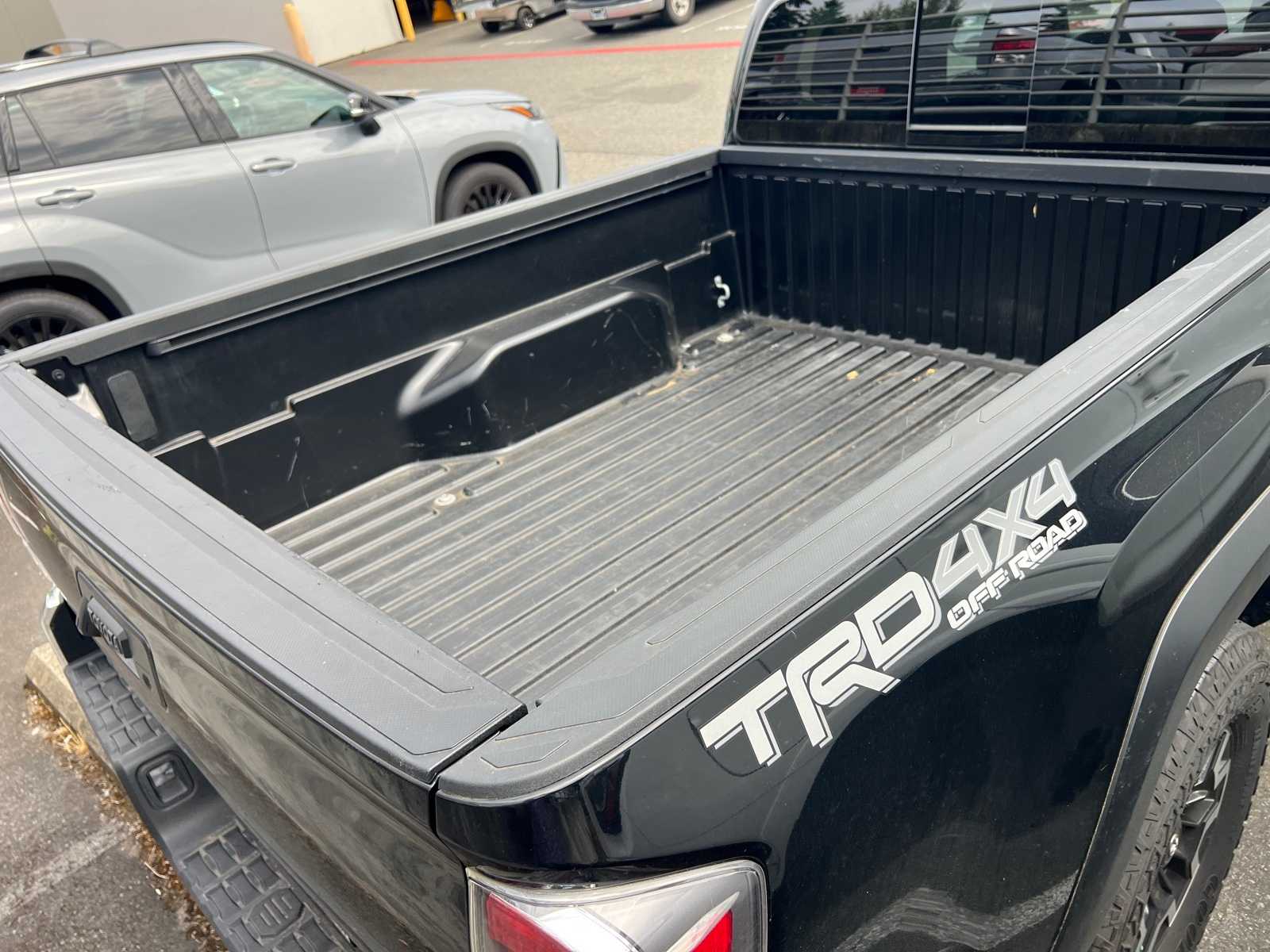 Thumbnail: 2023 Toyota Tacoma - 10