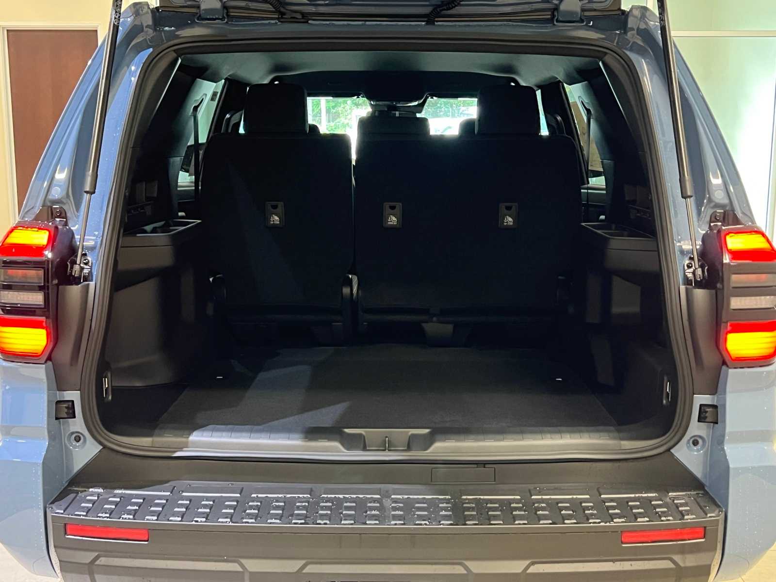 Thumbnail: 2025 Toyota 4Runner - 29