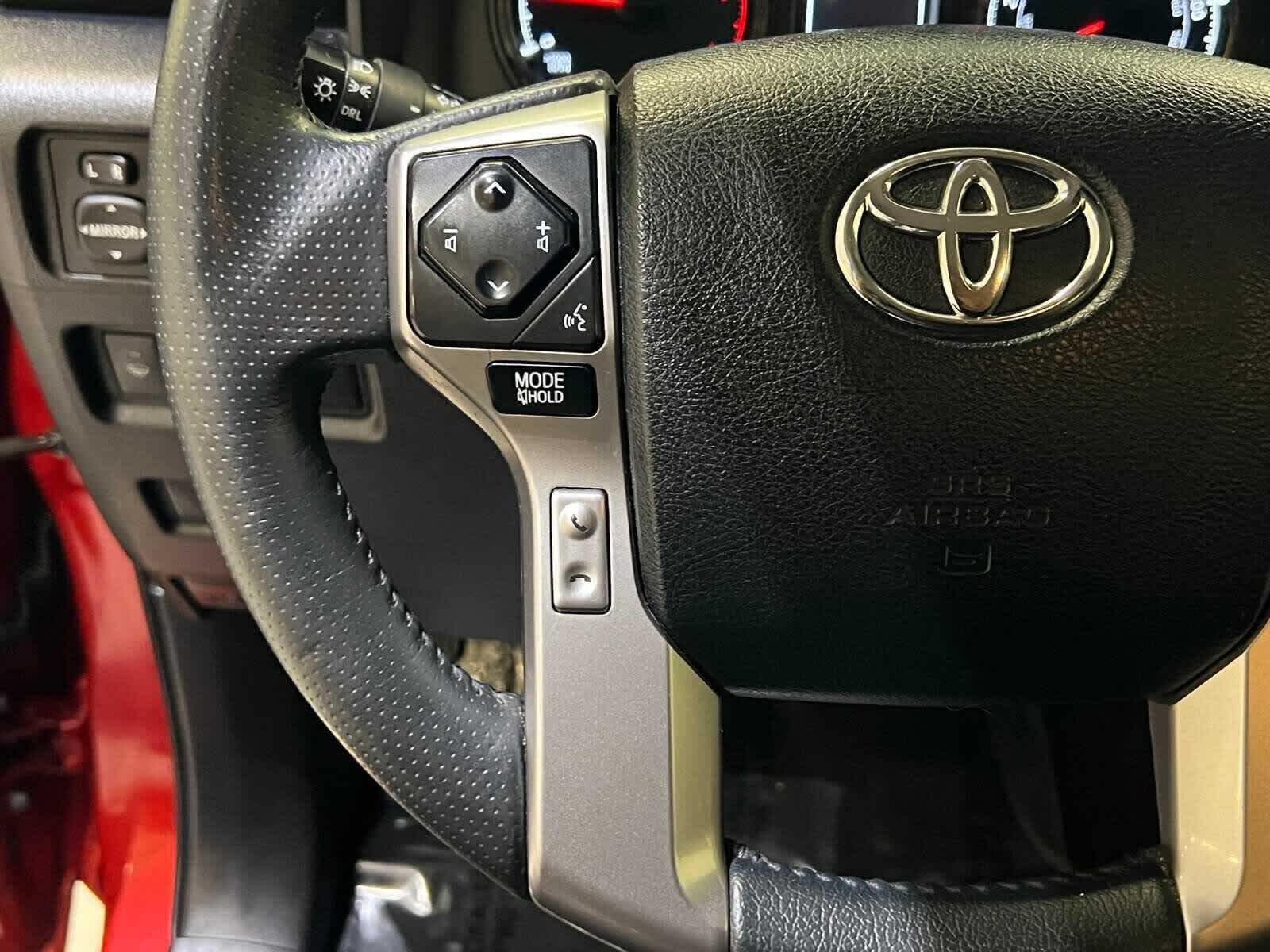 Thumbnail: 2021 Toyota 4Runner - 21