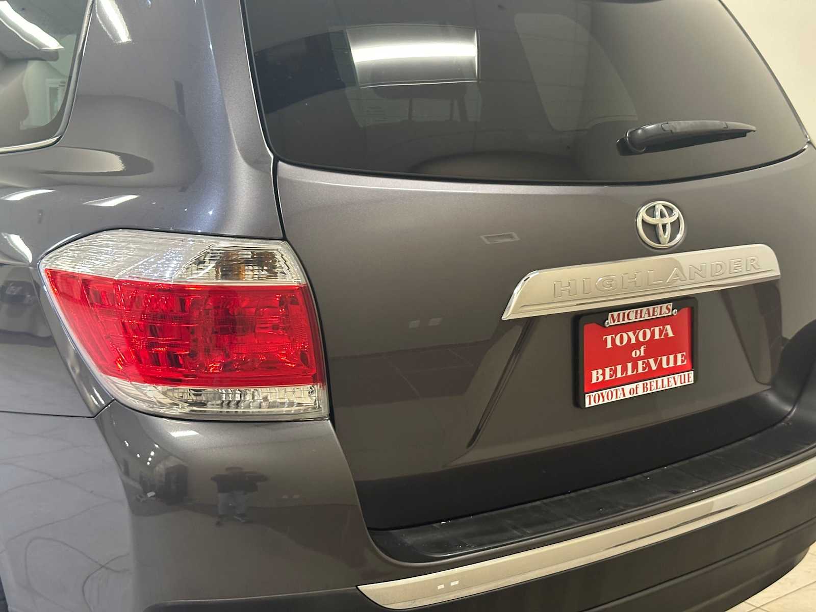 Thumbnail: 2012 Toyota Highlander - 7