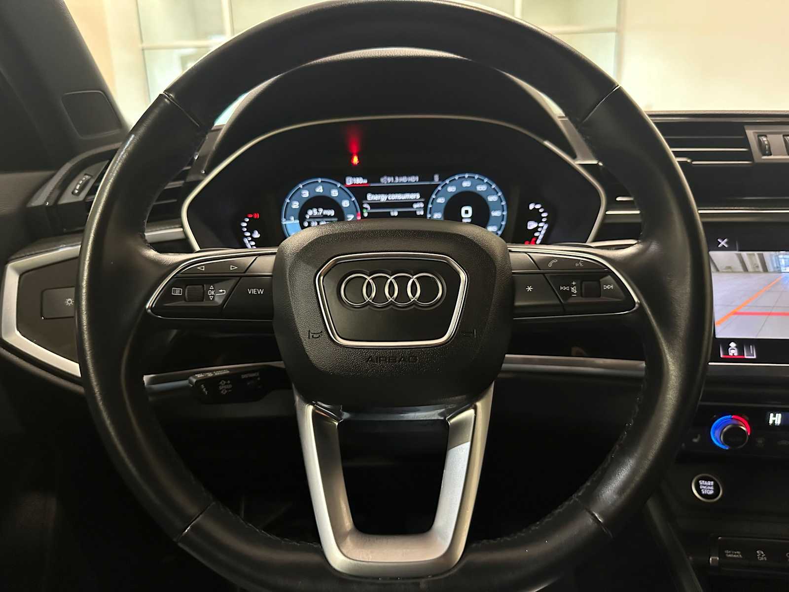 Thumbnail: 2022 Audi Q3 - 11