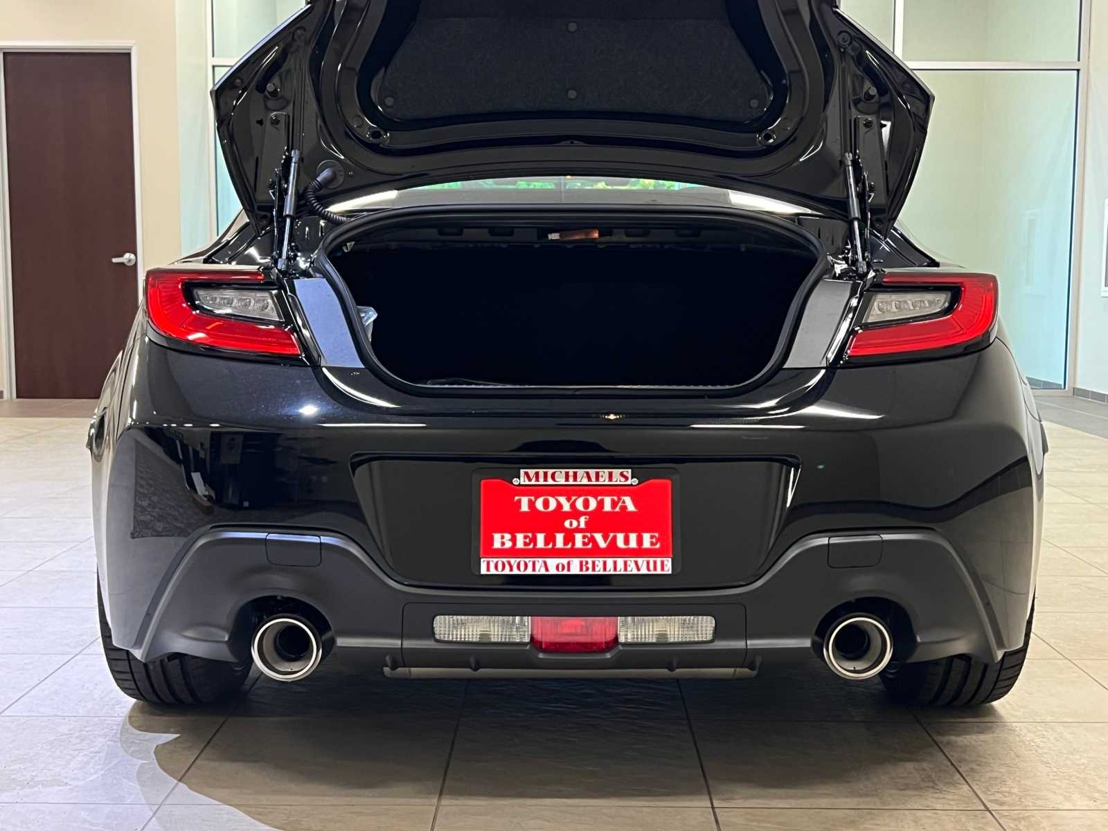 Thumbnail: 2025 Toyota GR86 - 28