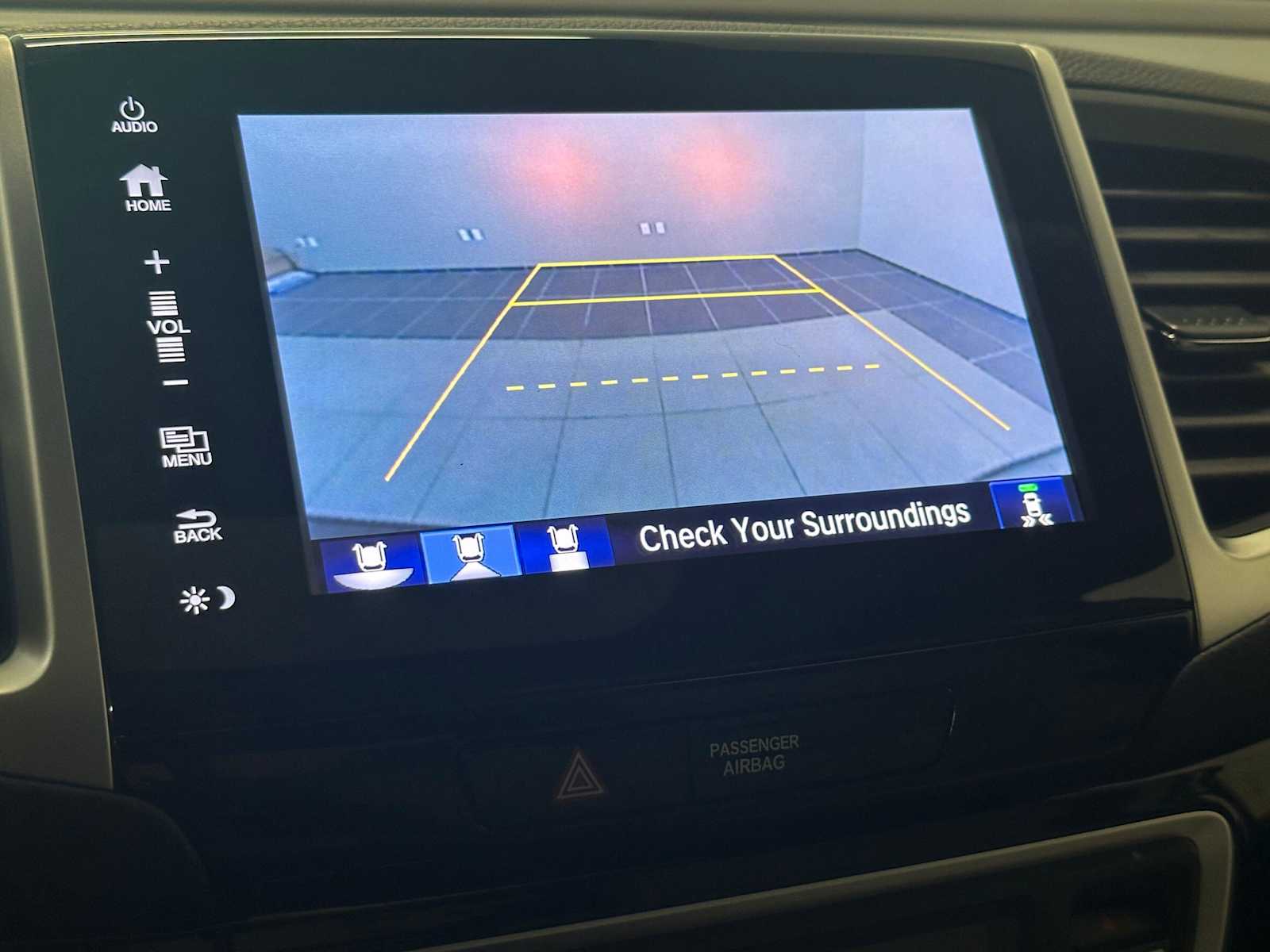 Thumbnail: 2019 Honda Ridgeline - 14