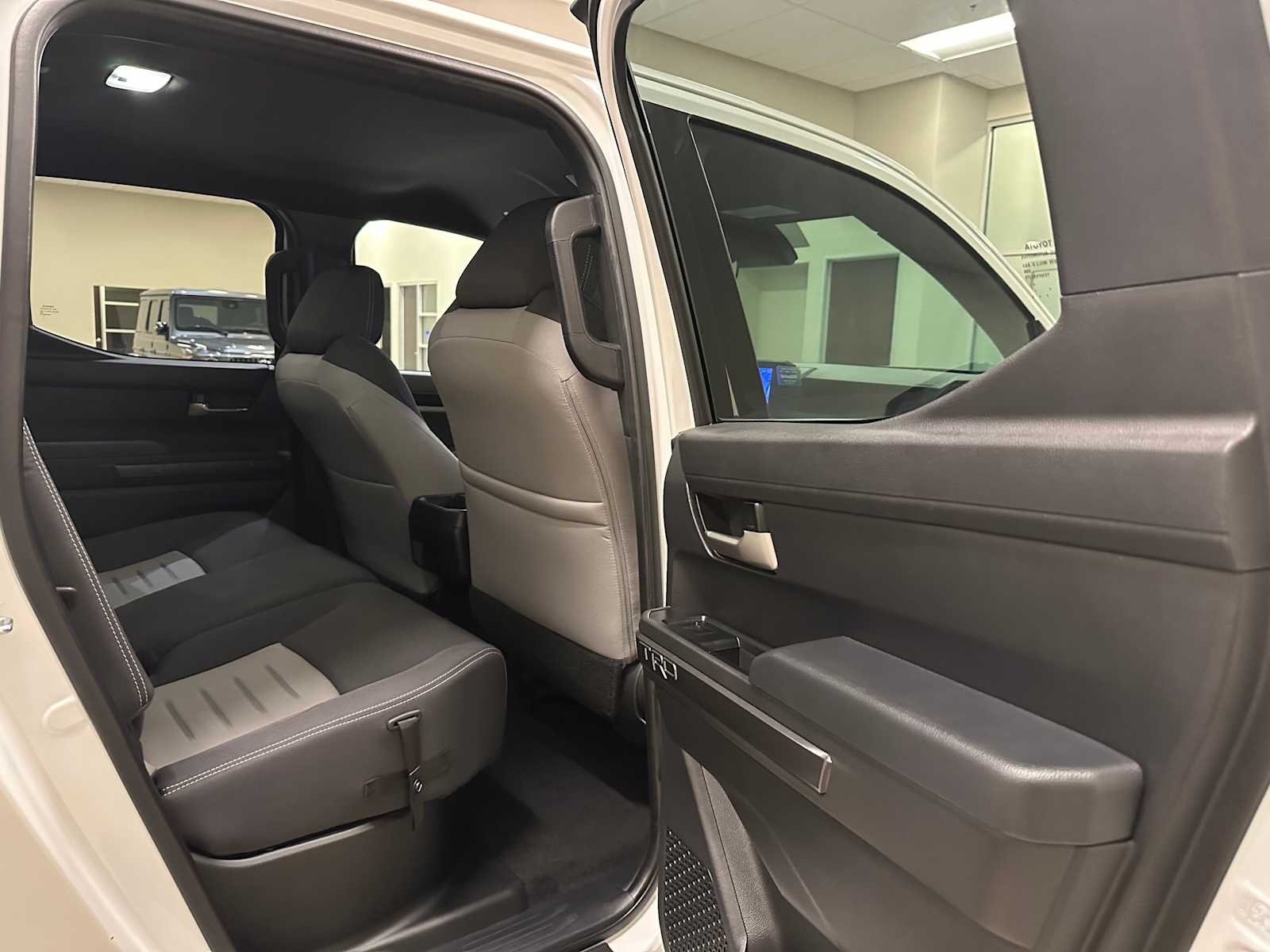 Thumbnail: 2024 Toyota Tacoma - 26