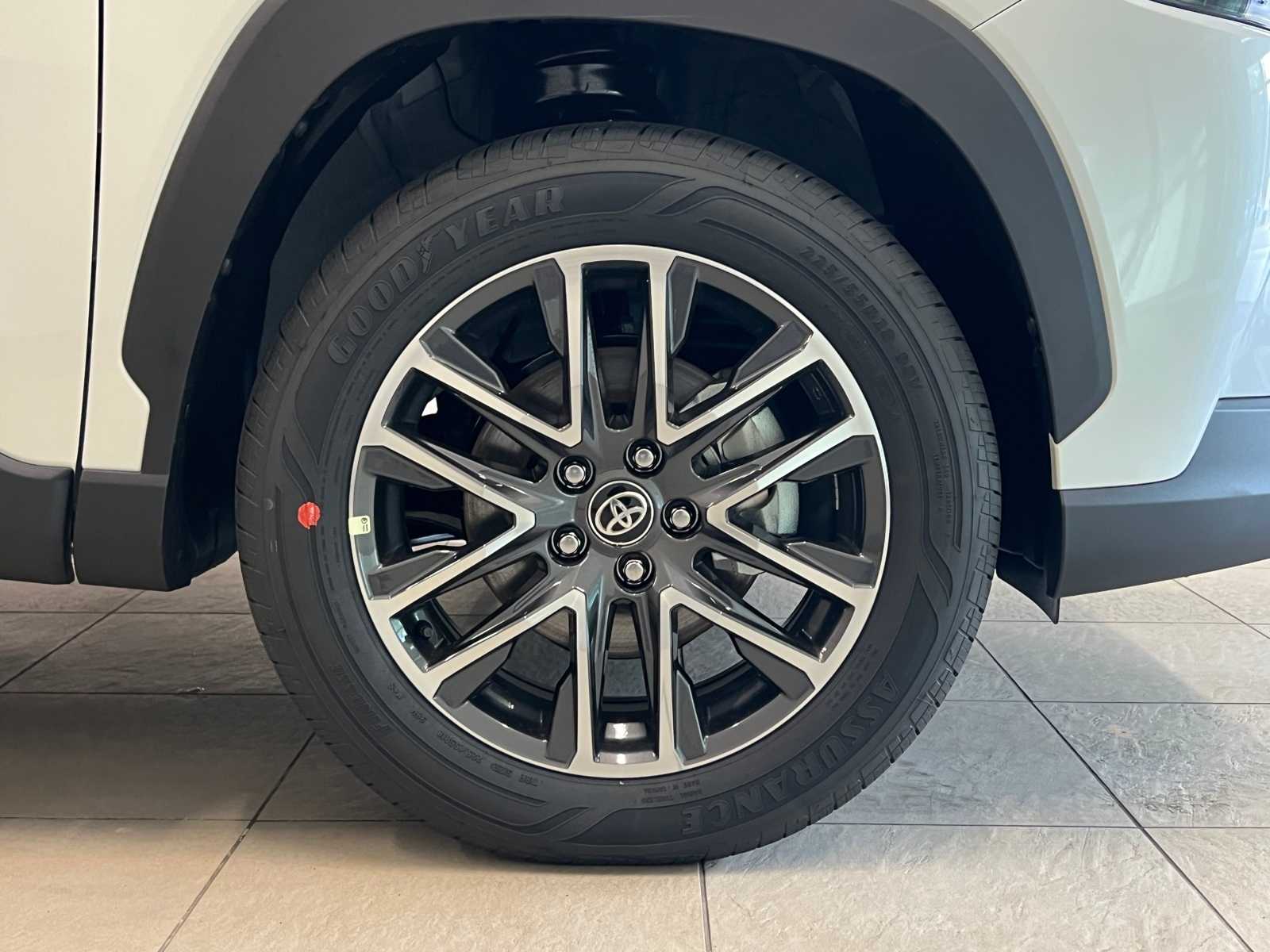 Thumbnail: 2026 Toyota Corolla Cross - 7