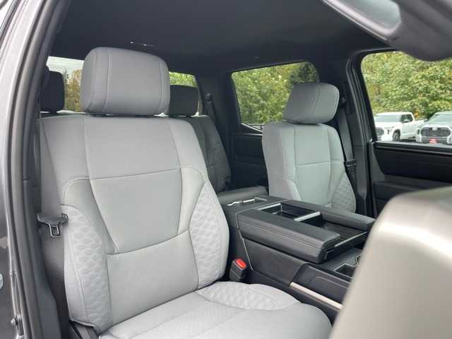 Thumbnail: 2025 Toyota Tundra - 14