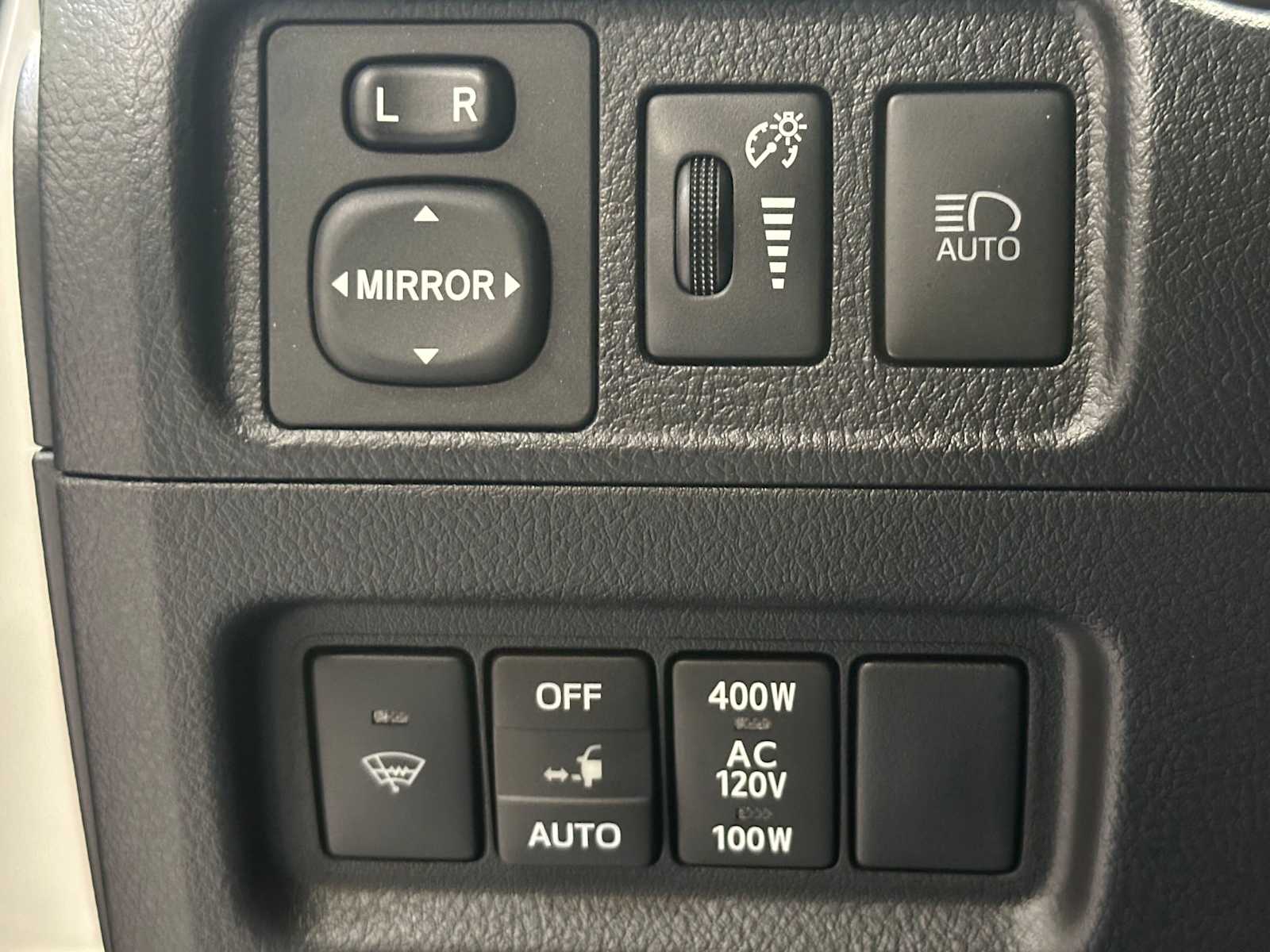 Thumbnail: 2021 Toyota 4Runner - 18