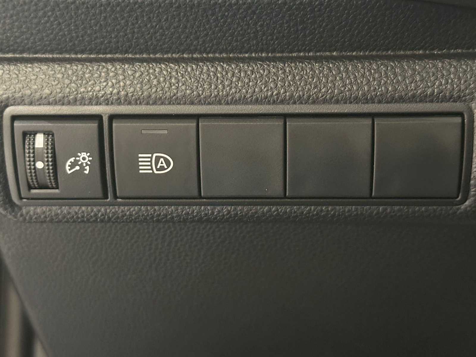 Thumbnail: 2026 Toyota Corolla - 19