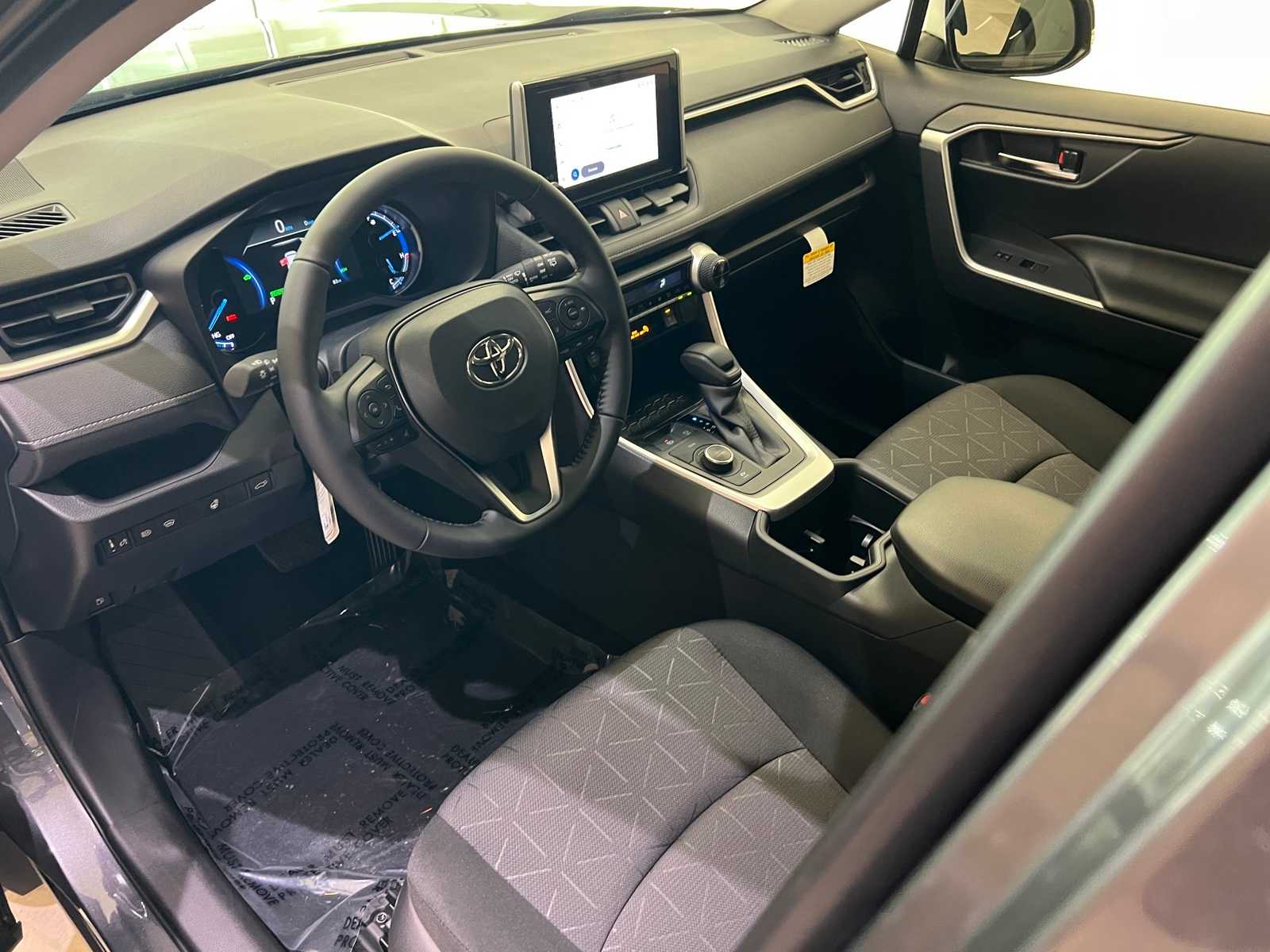 Thumbnail: 2025 Toyota RAV4 - 2