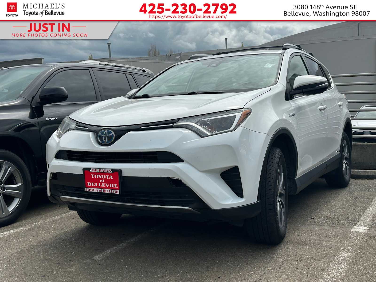 Thumbnail: 2018 Toyota RAV4 - 1