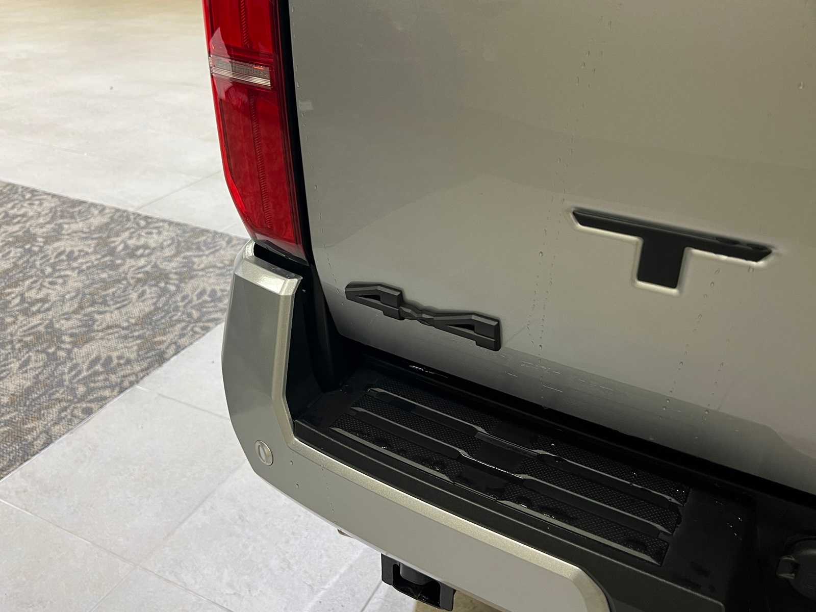 Thumbnail: 2024 Toyota Tacoma - 6