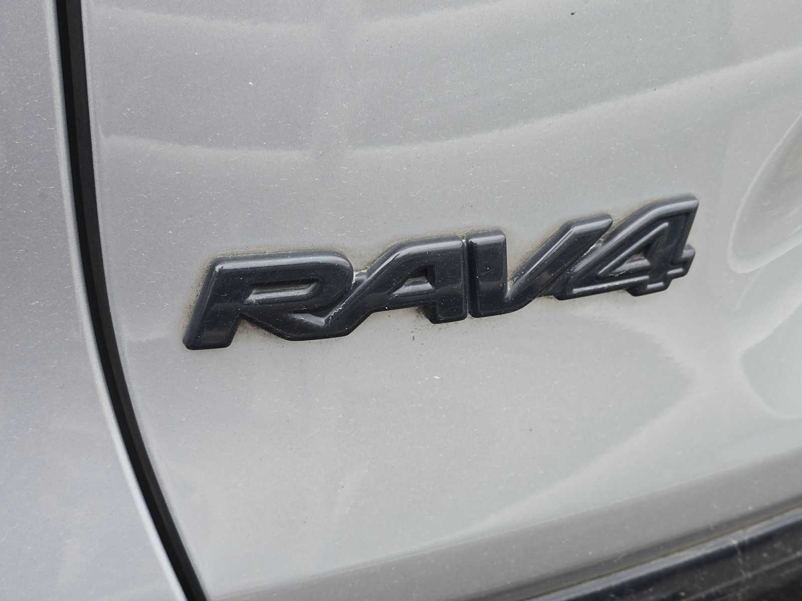 Thumbnail: 2020 Toyota RAV4 - 5