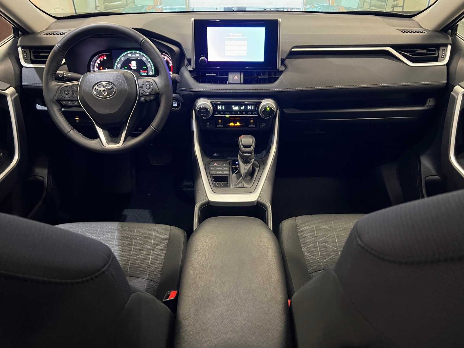 Thumbnail: 2024 Toyota RAV4 - 10