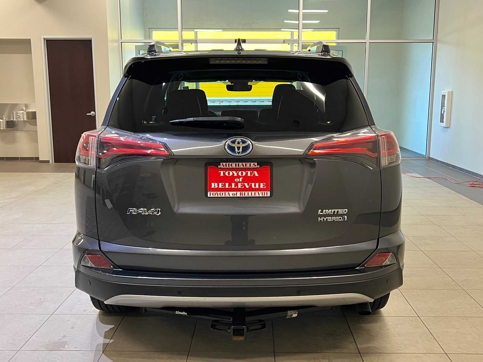 Thumbnail: 2018 Toyota RAV4 - 5