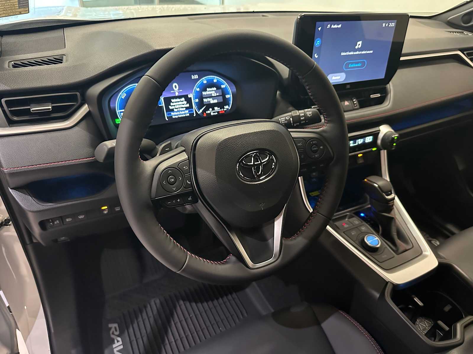 Thumbnail: 2025 Toyota RAV4 - 2