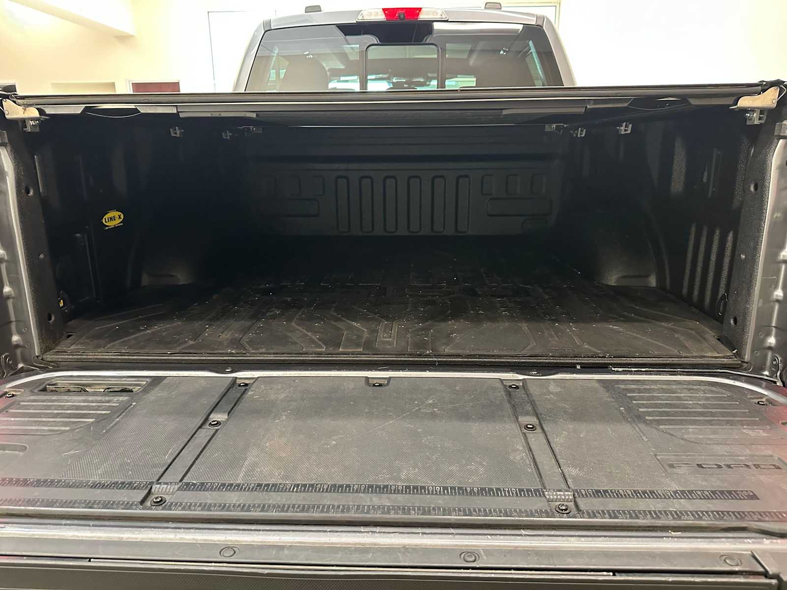 Thumbnail: 2021 Ford F-150 - 31