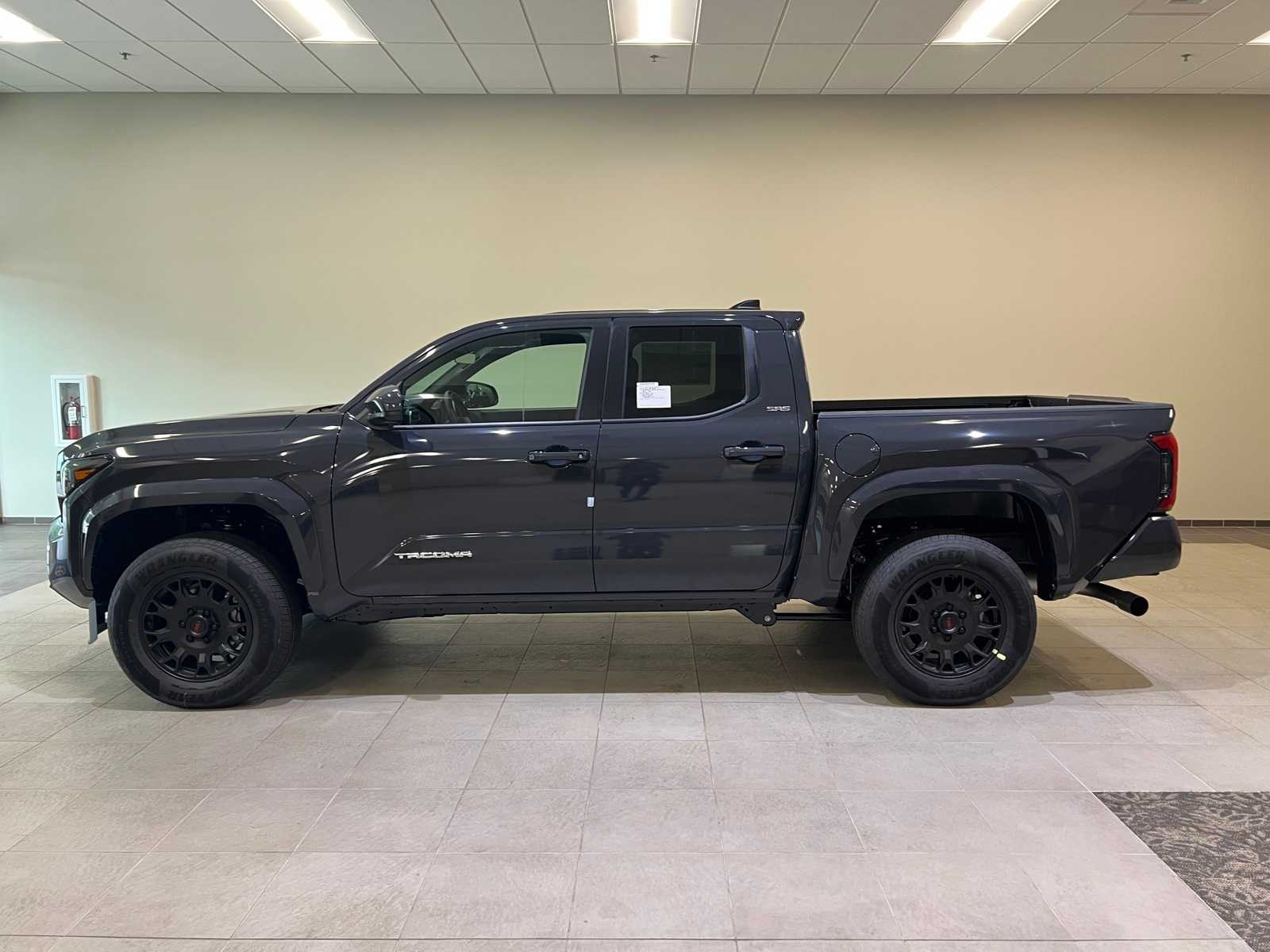 Thumbnail: 2025 Toyota Tacoma - 3