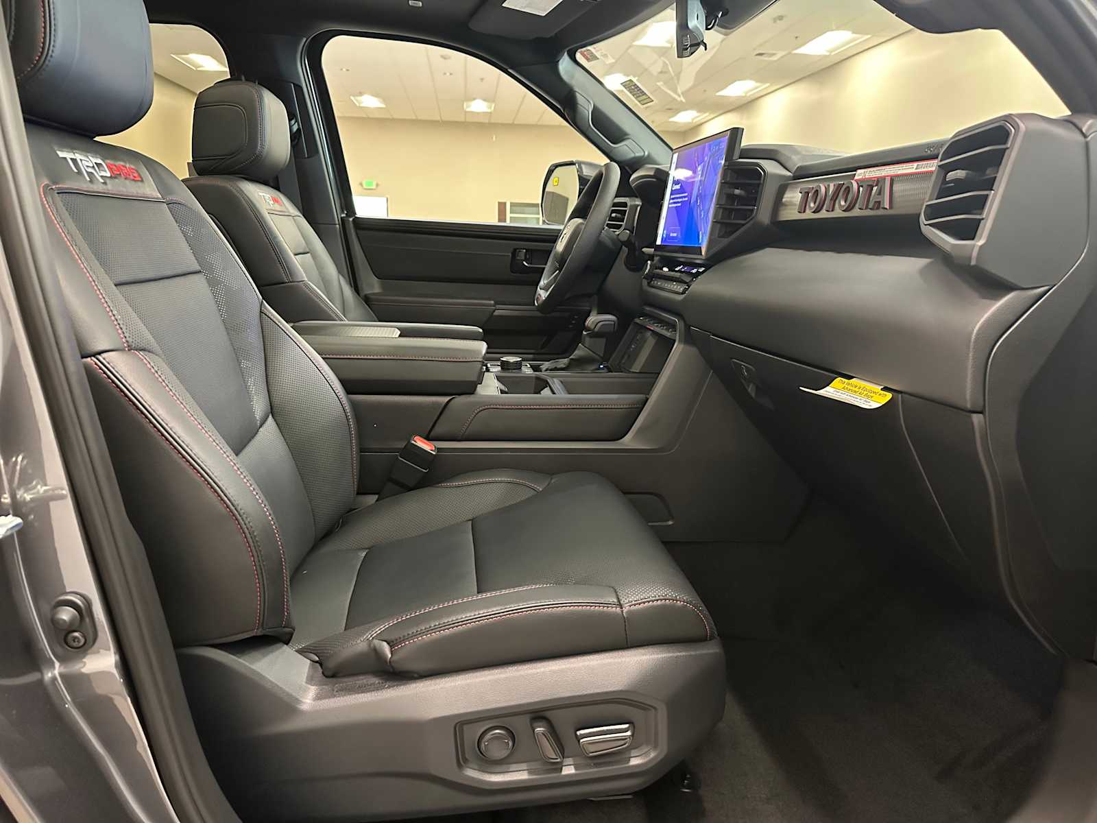 Thumbnail: 2026 Toyota Tundra - 27