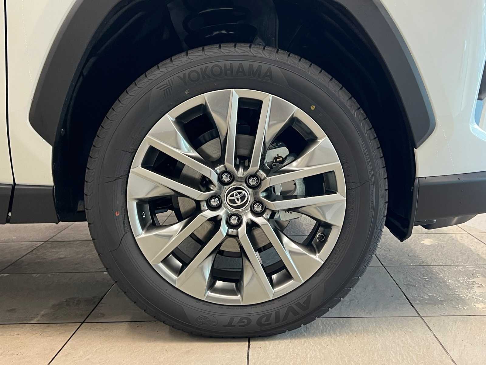 Thumbnail: 2025 Toyota RAV4 - 7