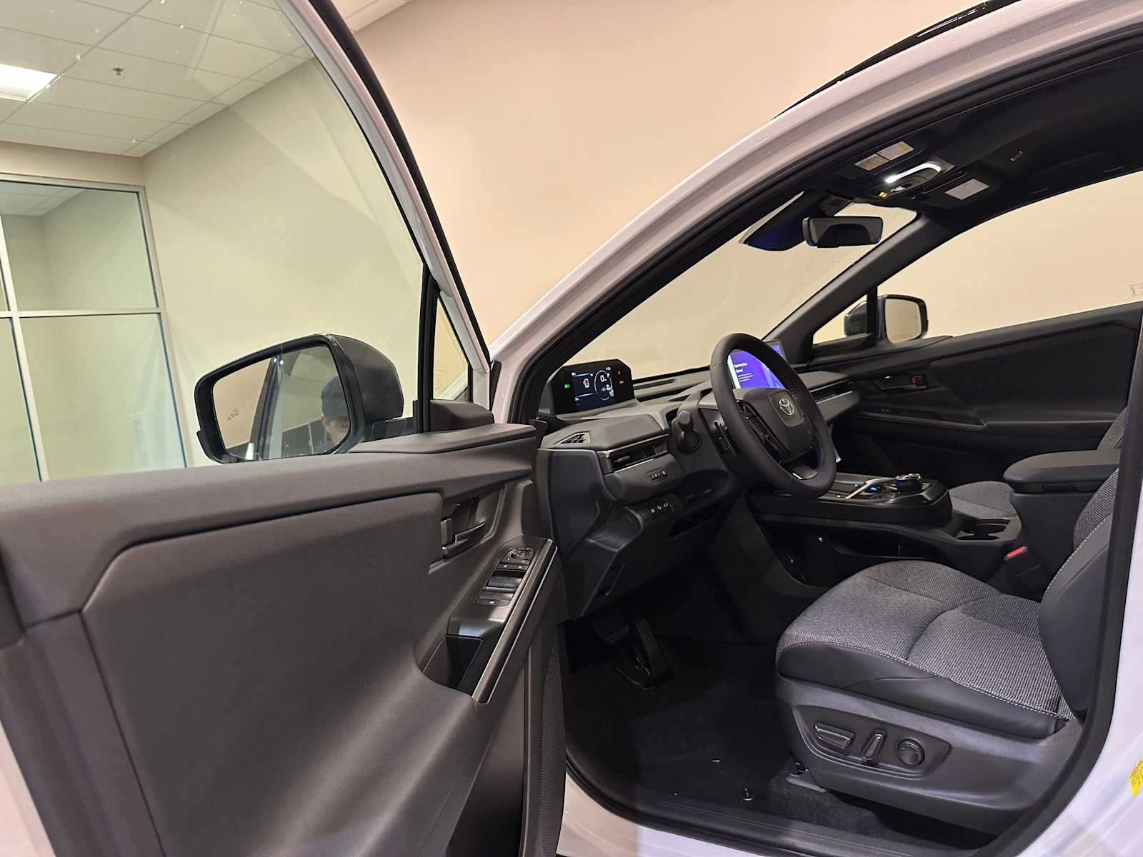 Thumbnail: 2026 Toyota bZ - 20