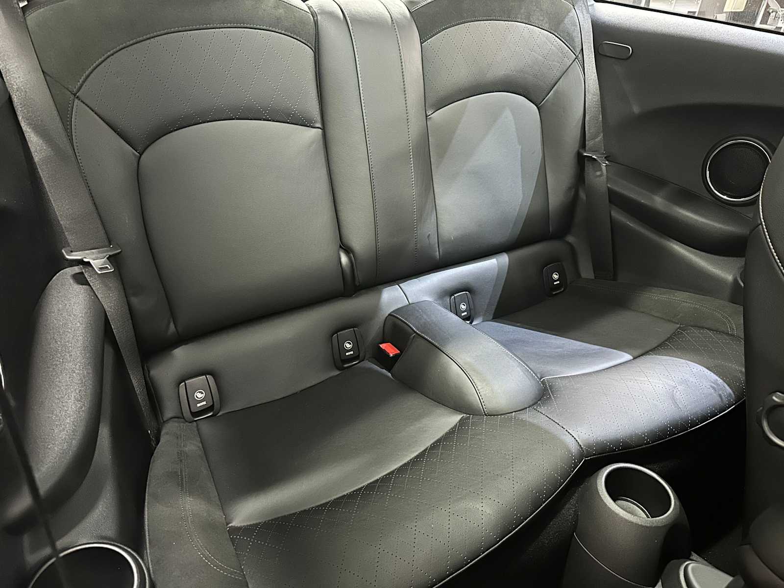 Thumbnail: 2014 MINI Cooper Hardtop - 26