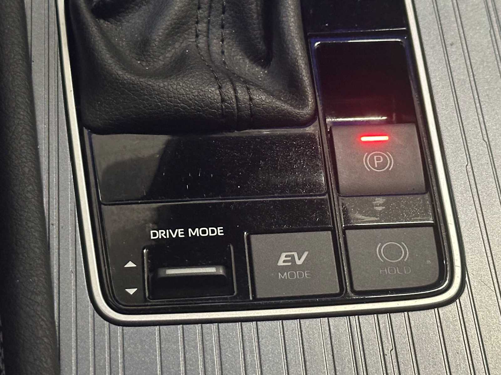 Thumbnail: 2025 Toyota Sienna - 17