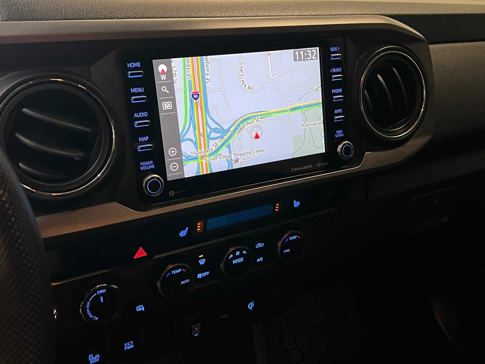 Thumbnail: 2020 Toyota Tacoma - 25