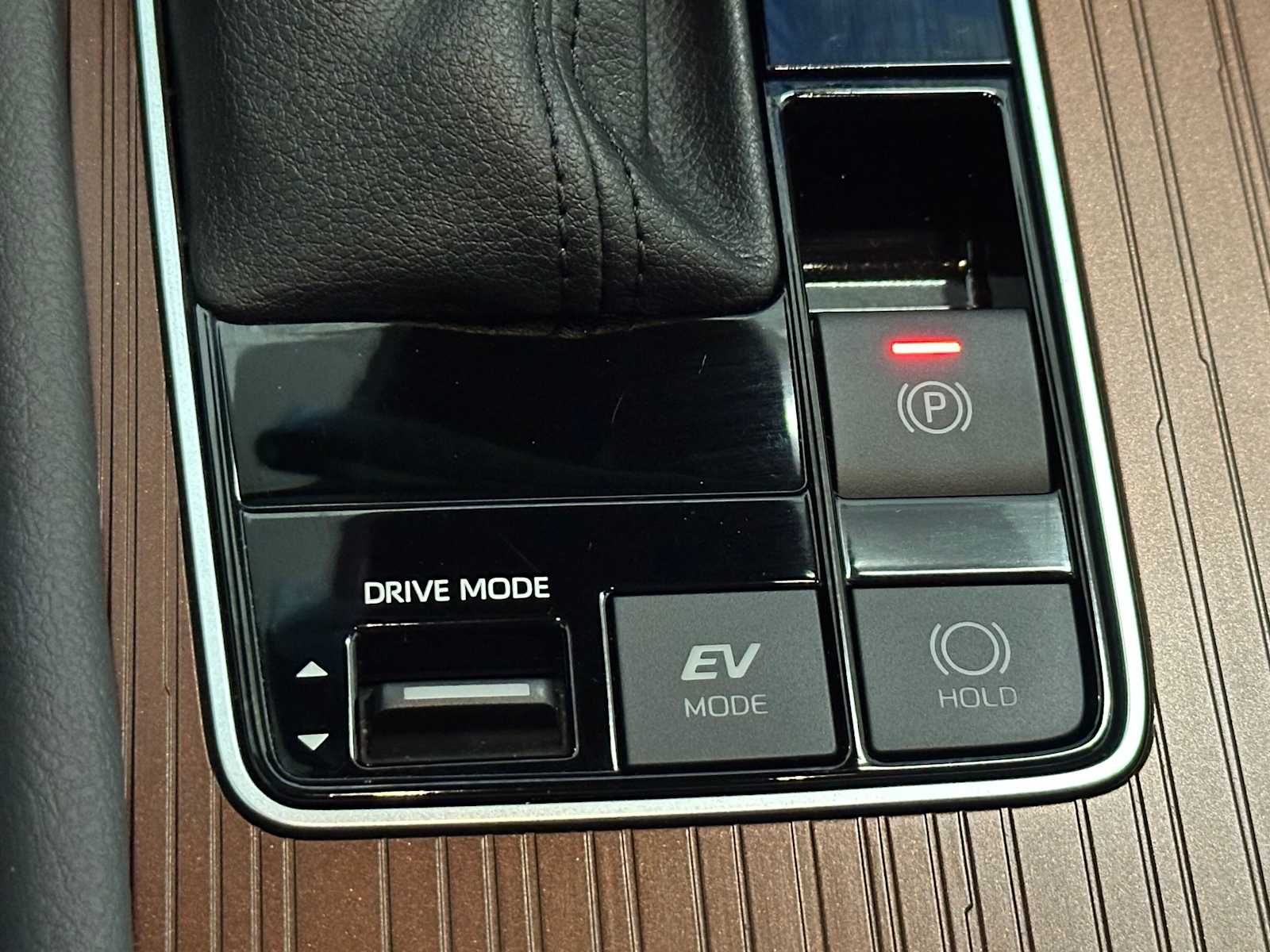 Thumbnail: 2024 Toyota Sienna - 16