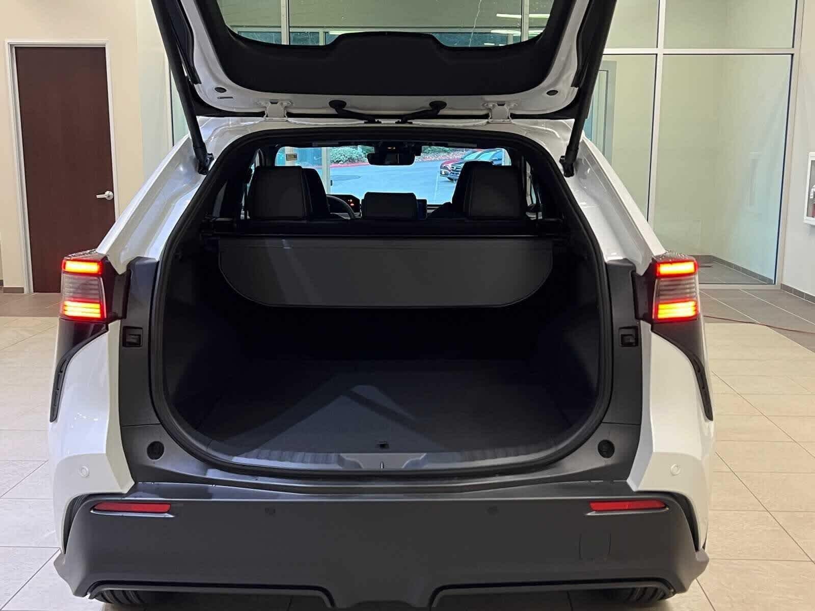 Thumbnail: 2026 Toyota bZ - 30