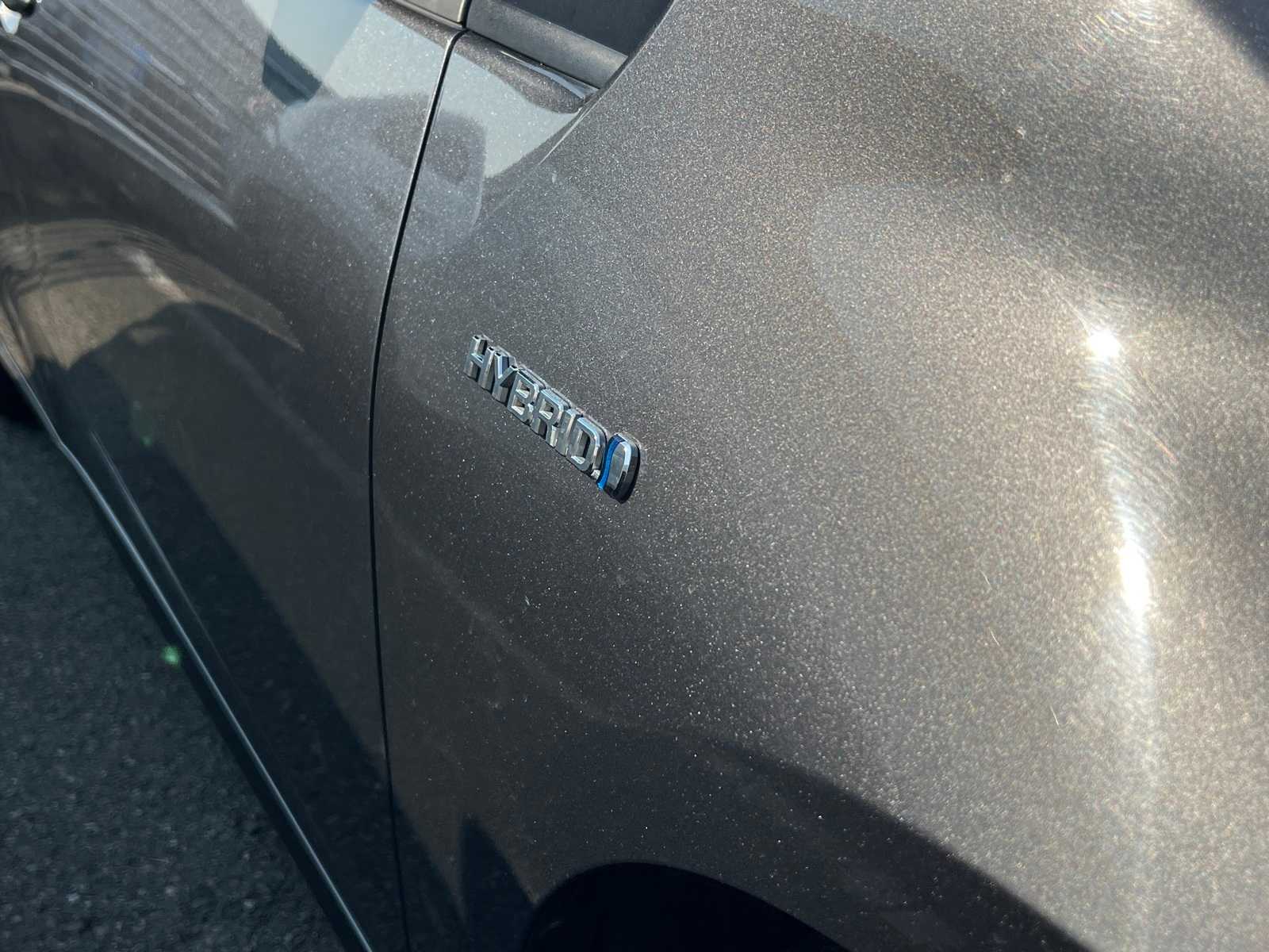Thumbnail: 2022 Toyota Prius - 6