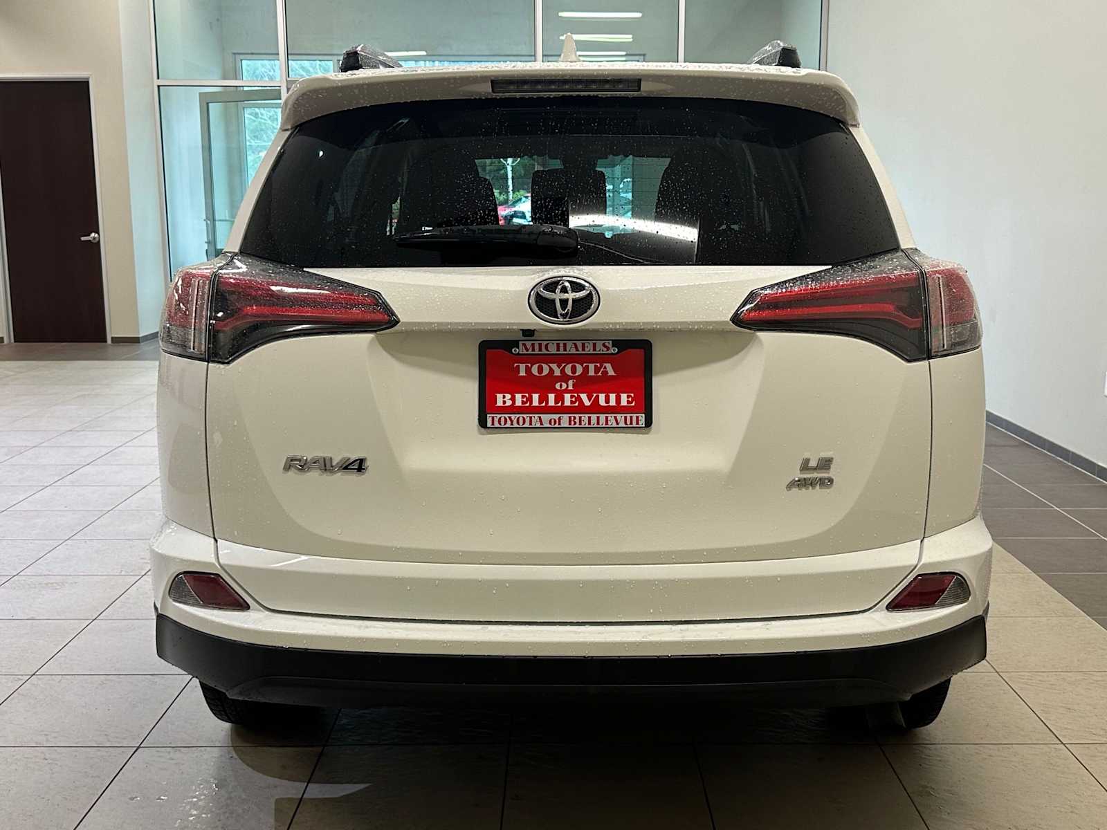 Thumbnail: 2018 Toyota RAV4 - 5