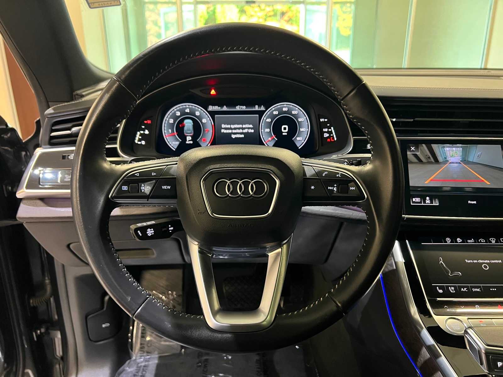 Thumbnail: 2020 Audi Q8 - 20