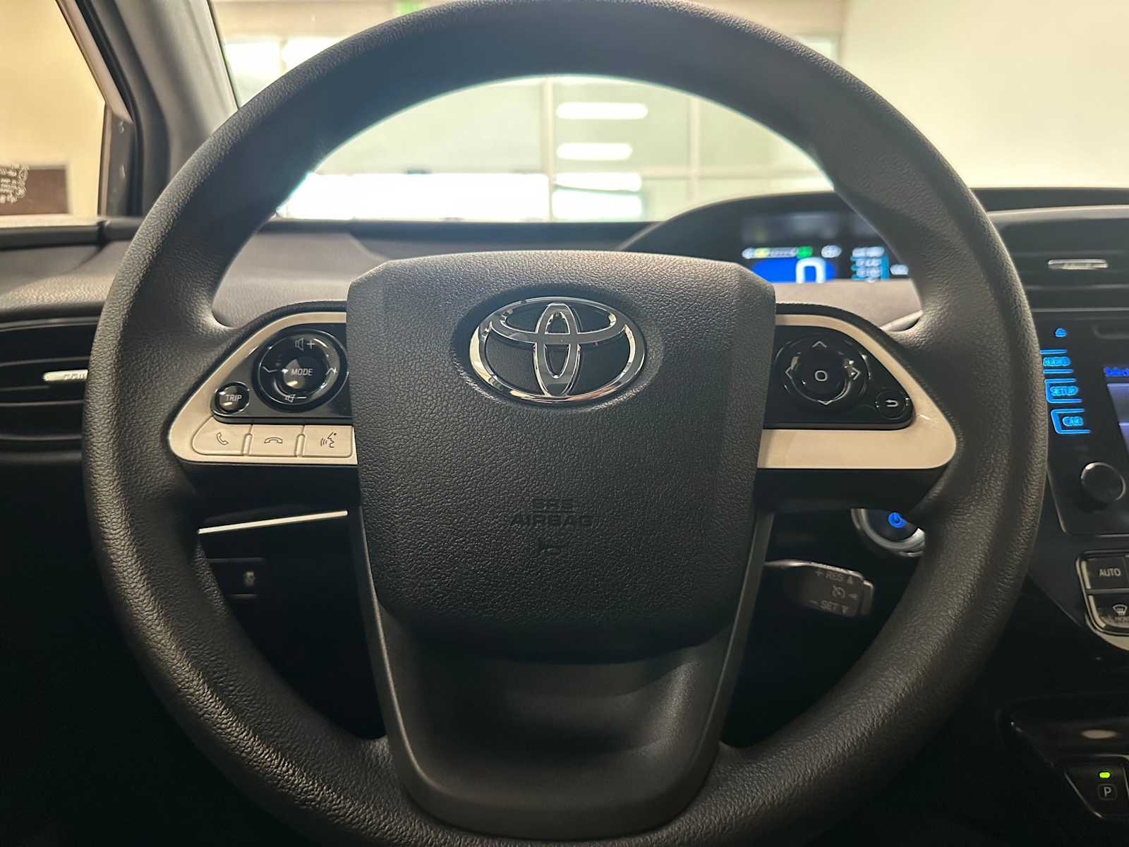 Thumbnail: 2016 Toyota Prius - 11
