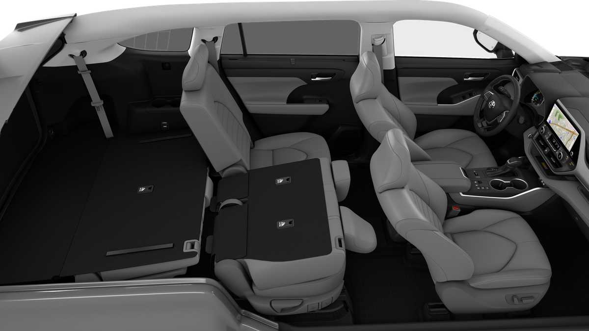 Thumbnail: 2026 Toyota Highlander - 22