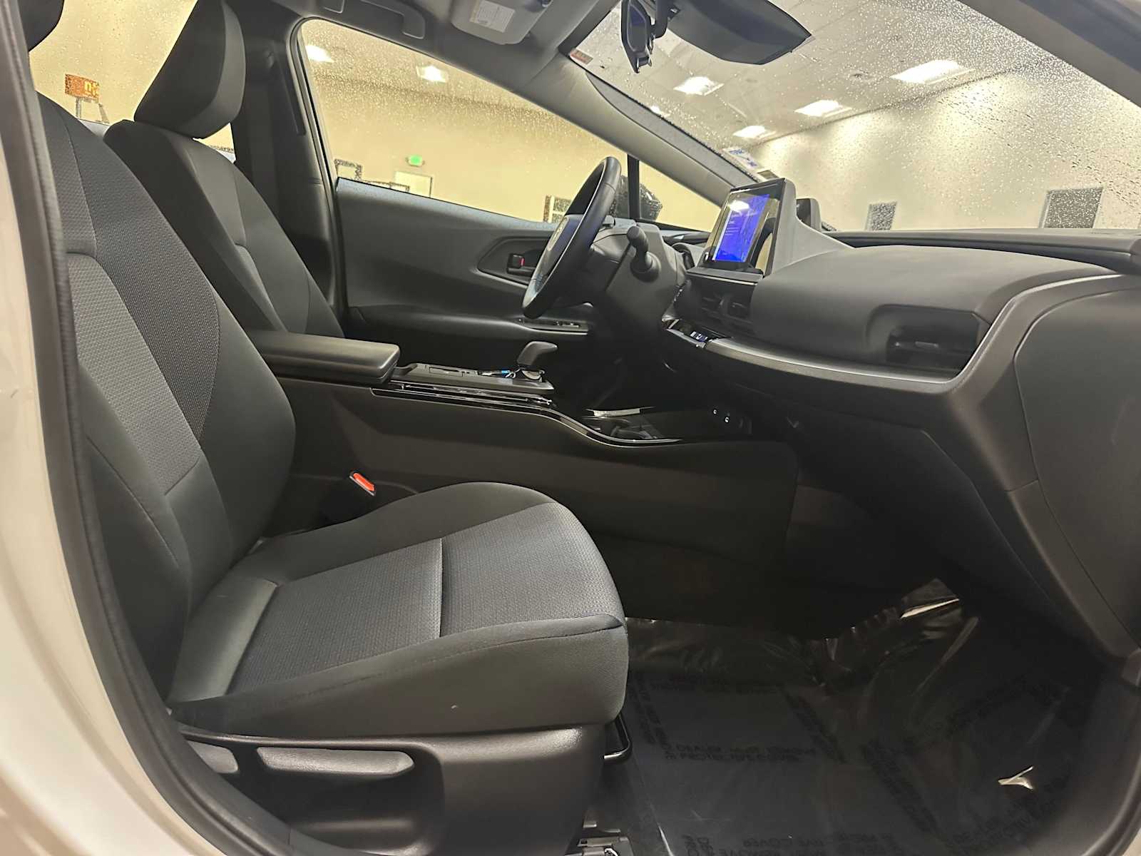 Thumbnail: 2024 Toyota Prius - 26