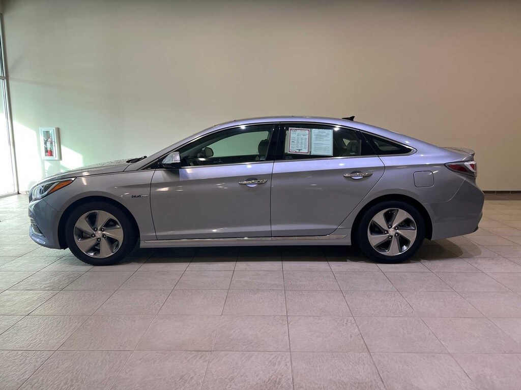 Used 2016 Hyundai Sonata Hybrid Limited Sedan