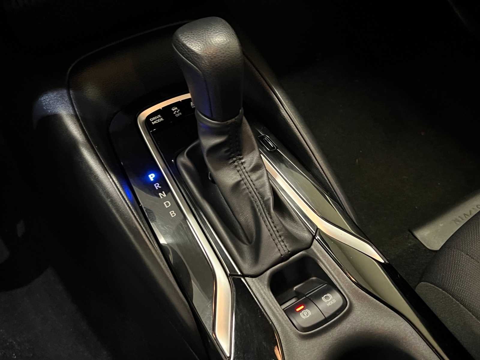 Thumbnail: 2022 Toyota Corolla - 22