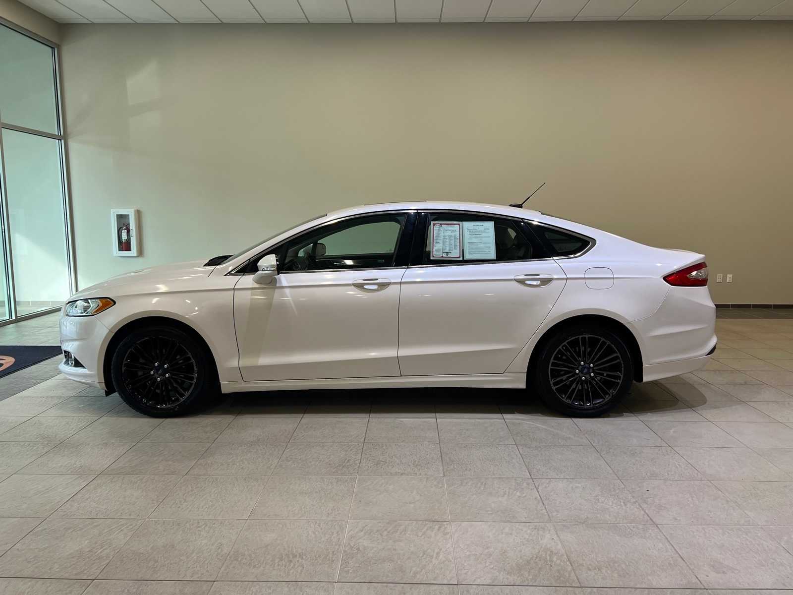 Thumbnail: 2014 Ford Fusion - 3